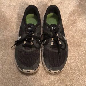 Nike Free Runs (Womens)